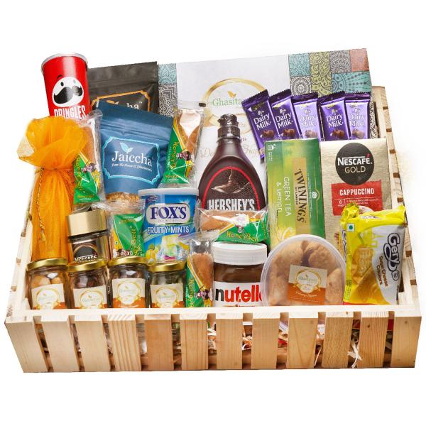 jaiccha holi sweets jumbo basket of 27 holi goodies product images orvfv3mbo9k p591194064 0 202203102200